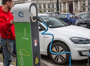 Czy jesteśmy gotowi na auta elektryczne? Polska na szarym końcu zestawienia