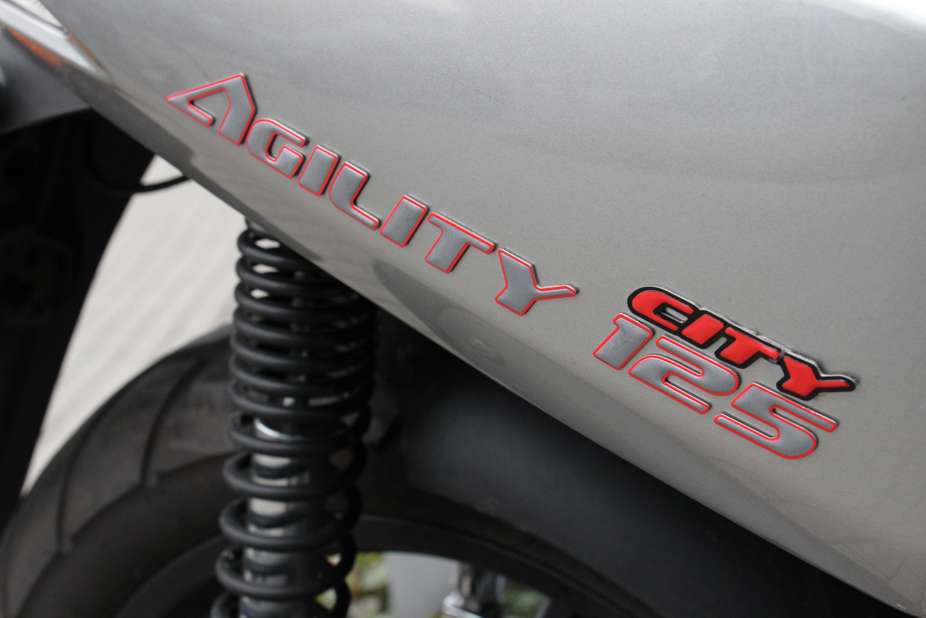 4-suwowy silnik oferuje 9,5 KM