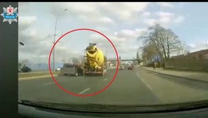 "Szeryf" w betoniarce kontra kierowca Dacii. Drogowy pojedynek zakończy się w sądzie