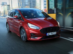 Ford S-Max 2.5 Hybrid eCVT FWD – Rodzinnie i ekologicznie – Test