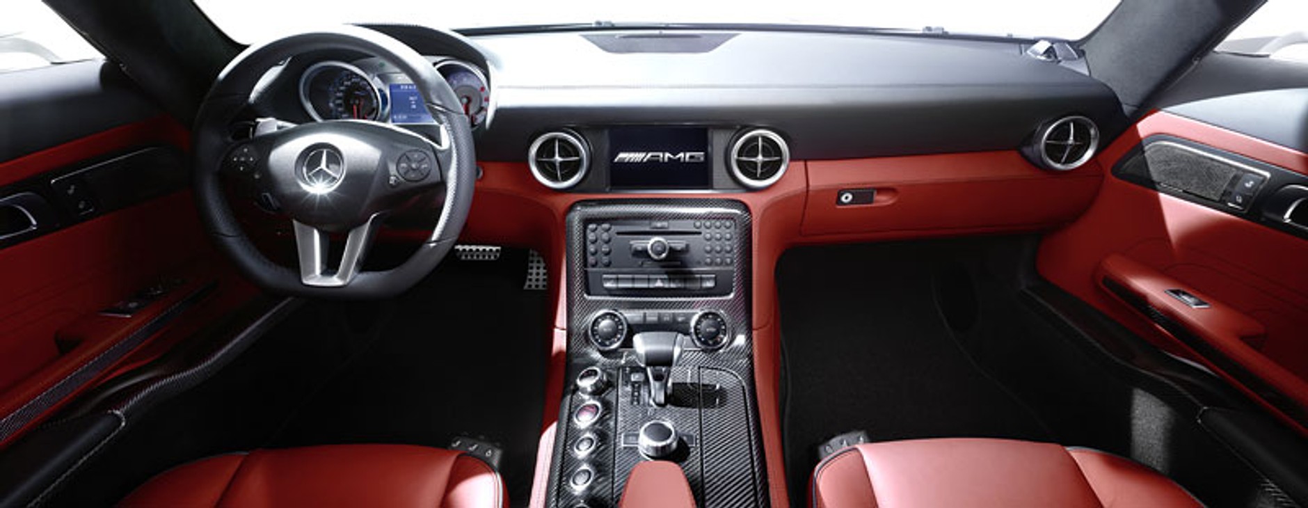 Mercedes-Benz SLS: już do kupienia za 725 tys. zł