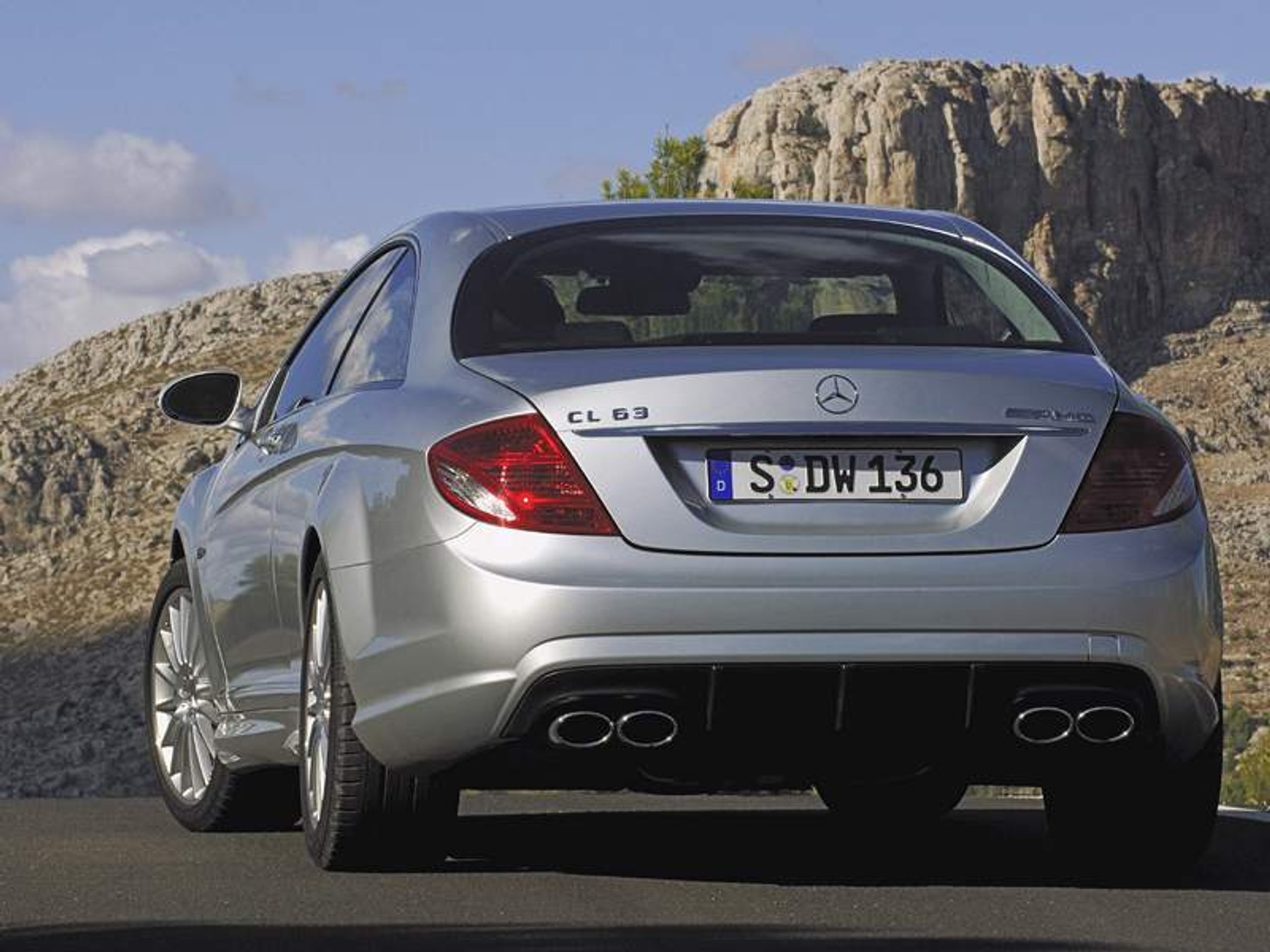 Mercedes-Benz CL 63 AMG – szybki luksus