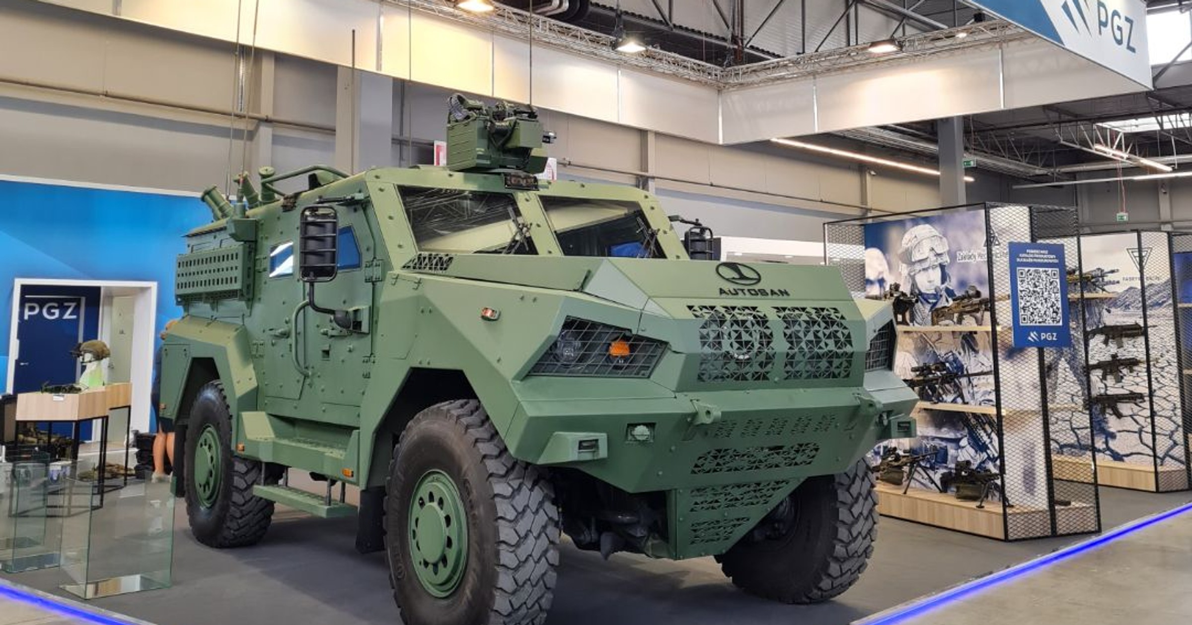 Taktyczny Pojazd Wielozadaniowy 4x4 Huta Stalowa Wola