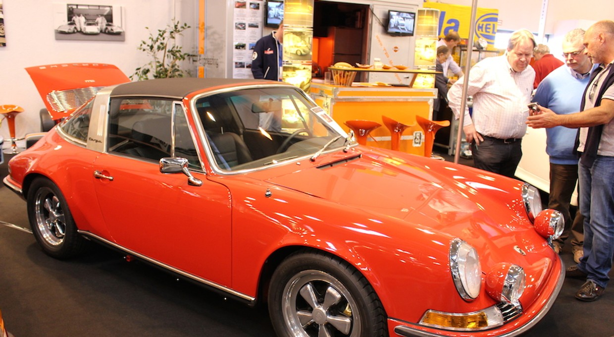 Zabytkowe Porsche drożeją - ceny rosną, kolekcjonerów przybywa