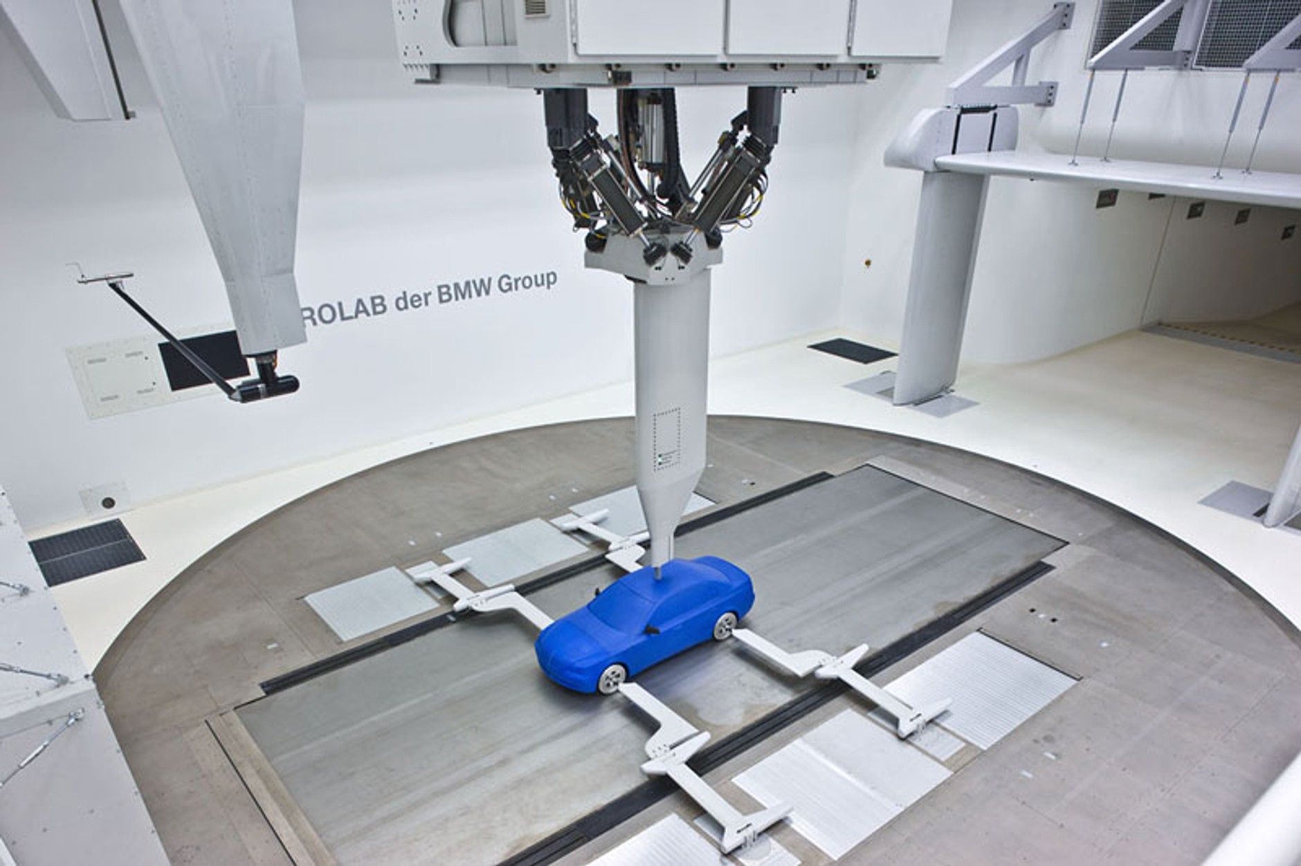 BMW: nowe centrum aerodynamiky (fotogaleria)