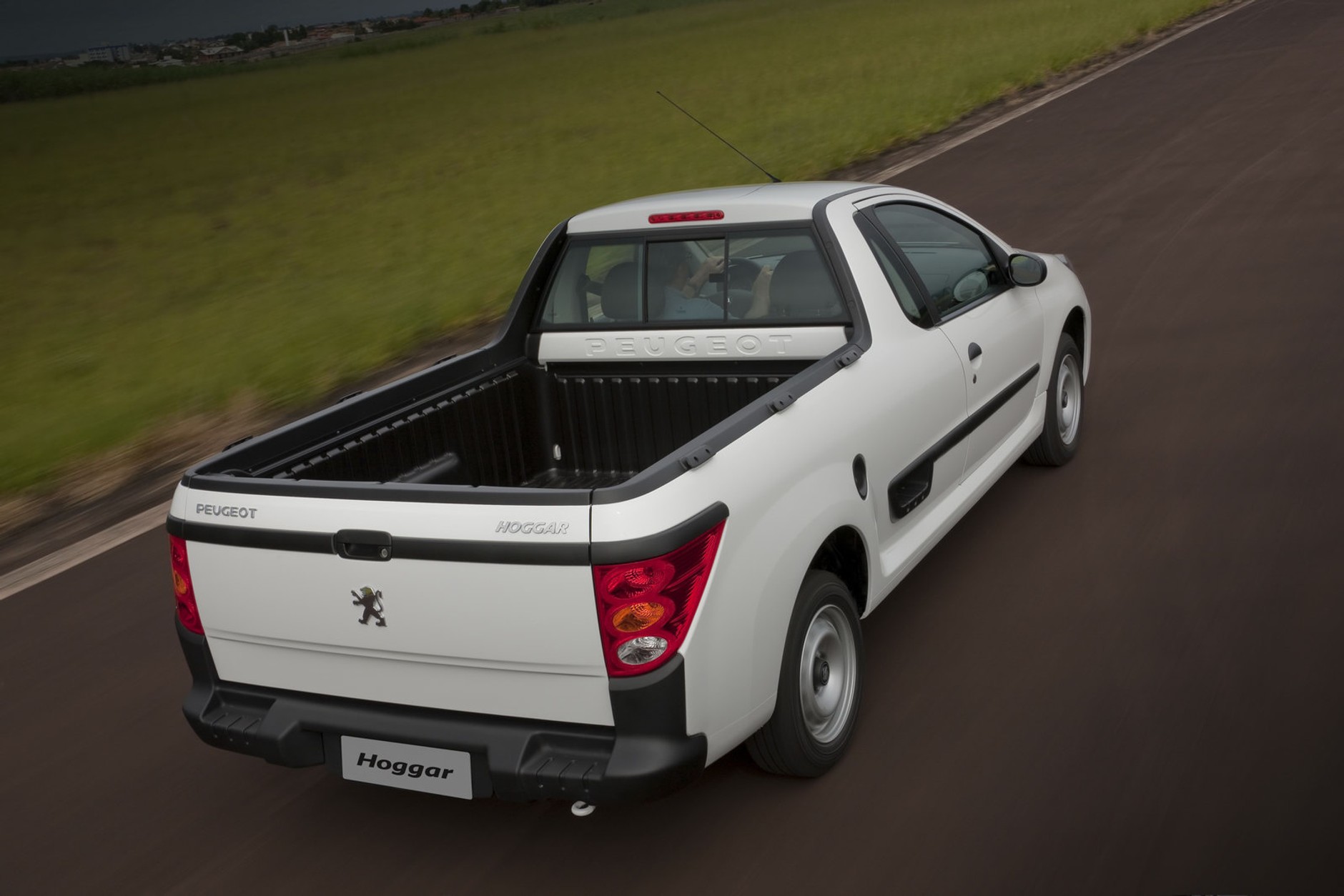 Peugeot Hoggar – nowy członek rodziny 207