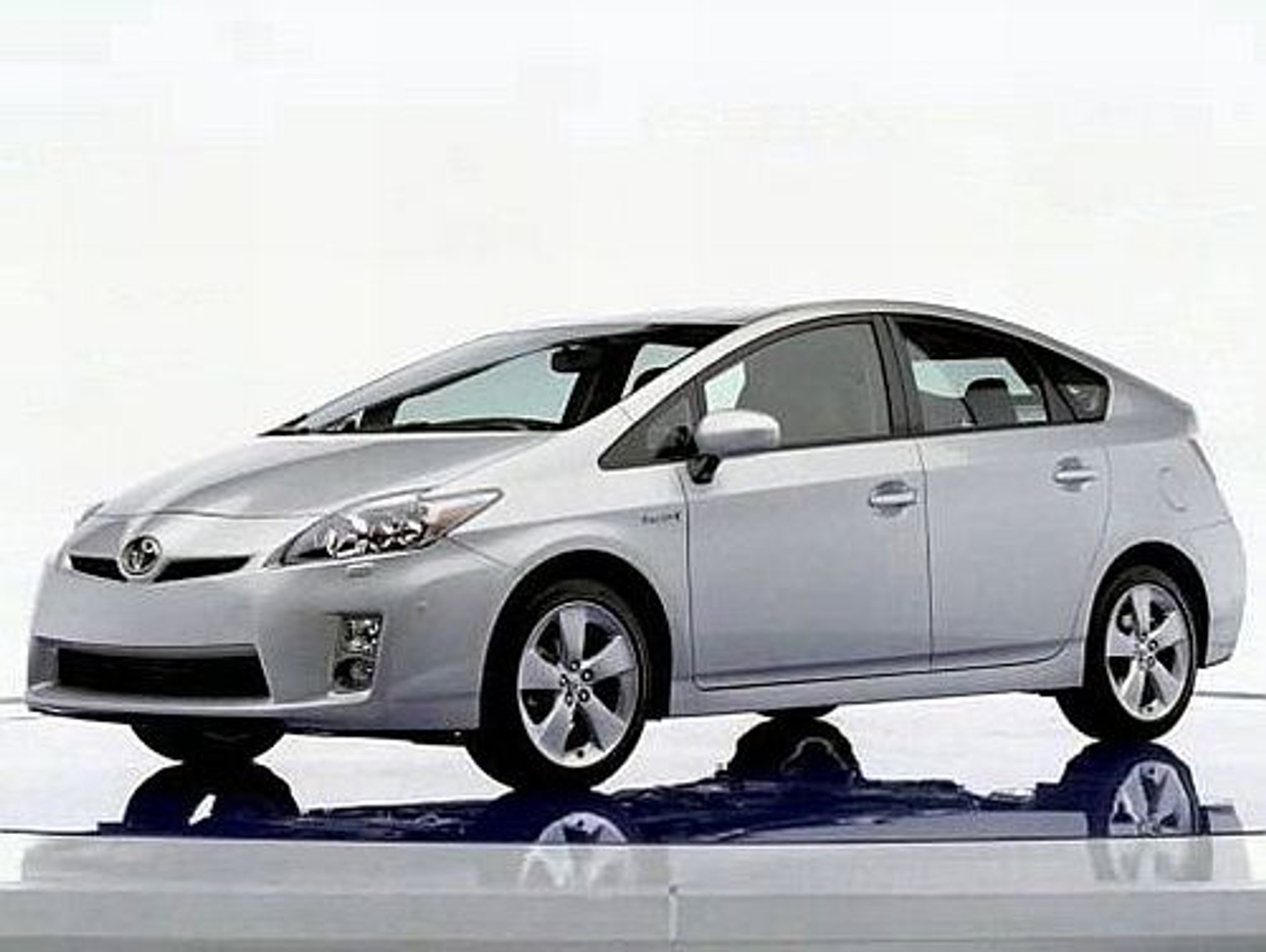 Nowa Toyota Prius - auto nie z tej ziemi