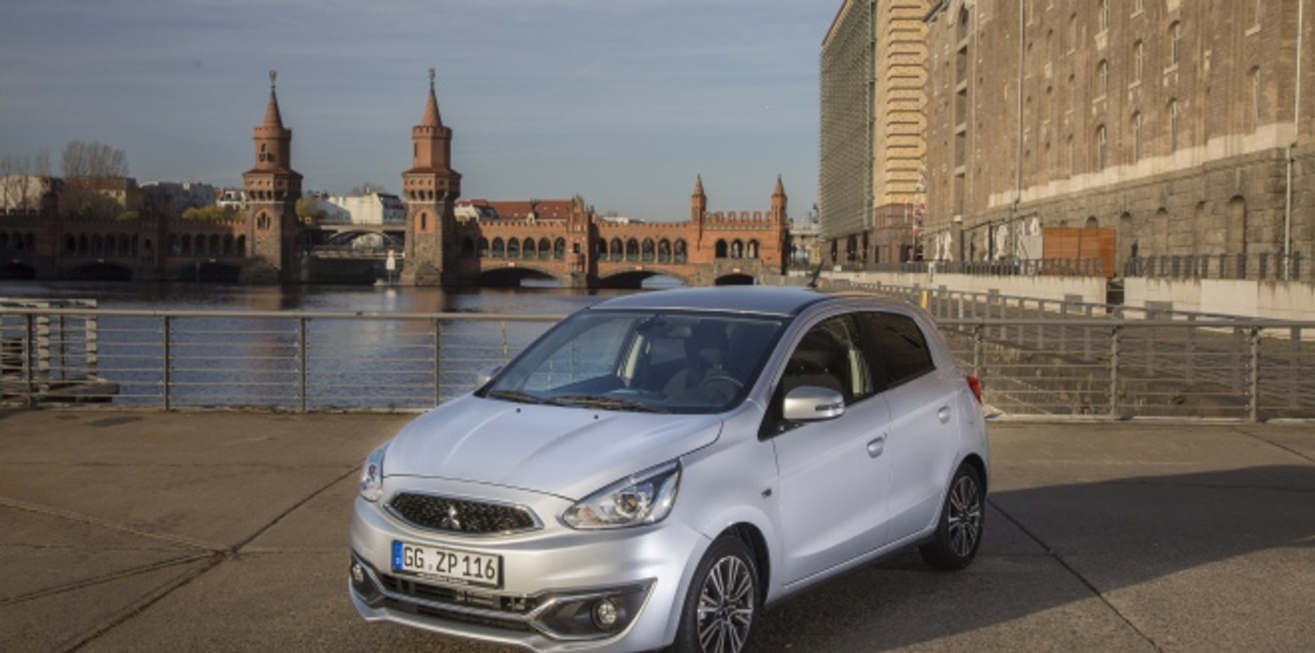 Mitsubishi Space Star MY2016