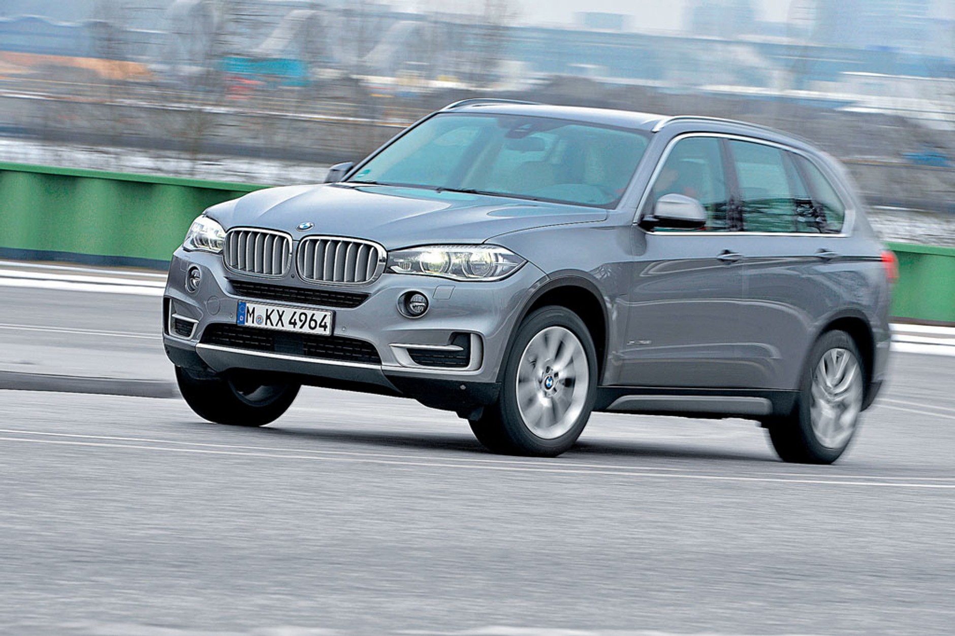 Porównanie luksusowych SUV-ów