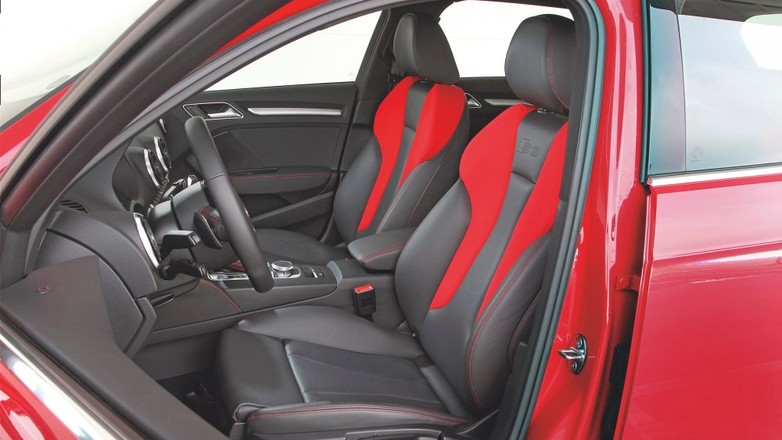 Audi S3 Sportback Quattro, fotel kierowcy
