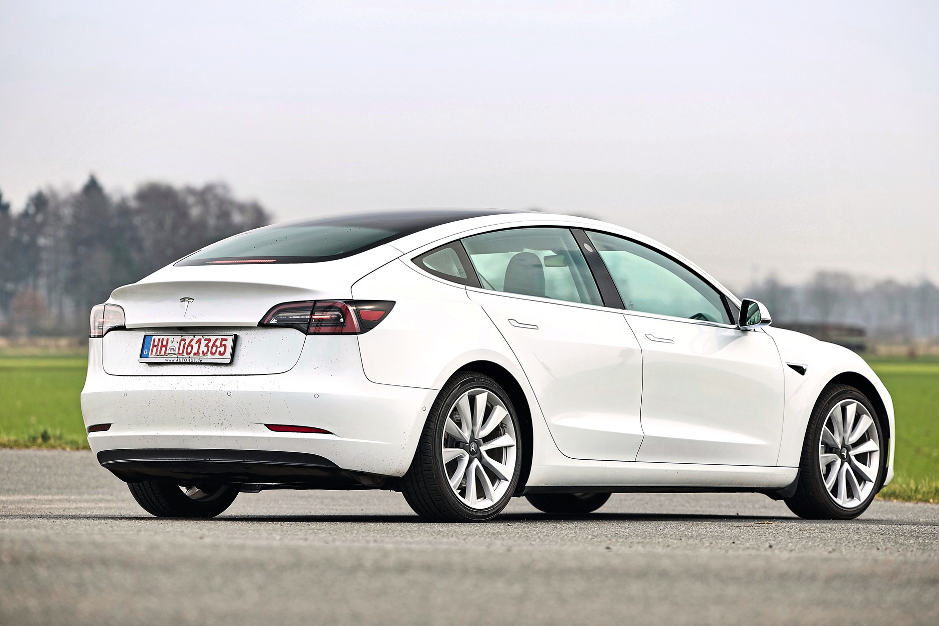 Tesla Model 3 Long Range Dual Motor (2020)