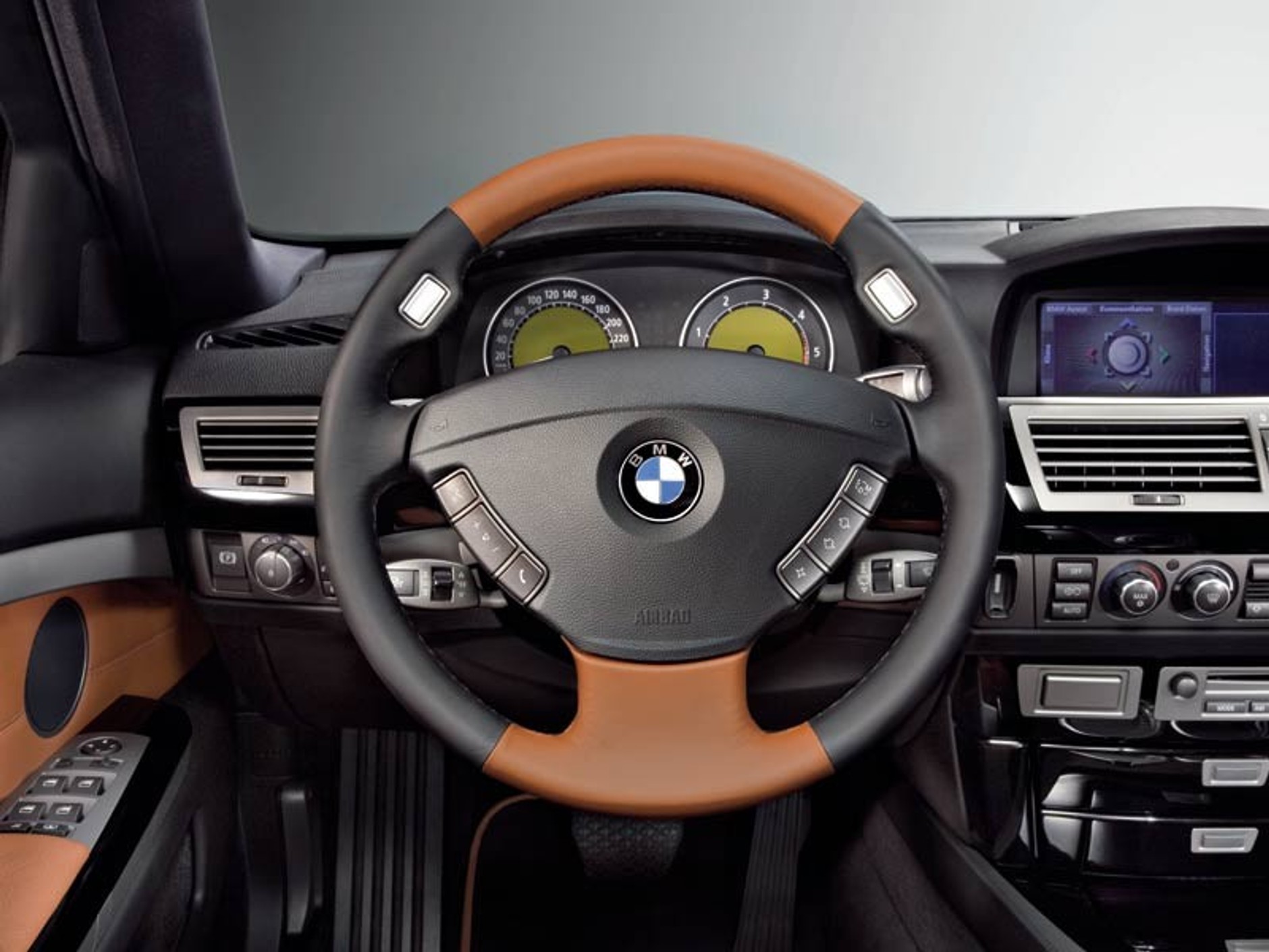 BMW 7 Exclusive Edition: siódemka dla wybrednych