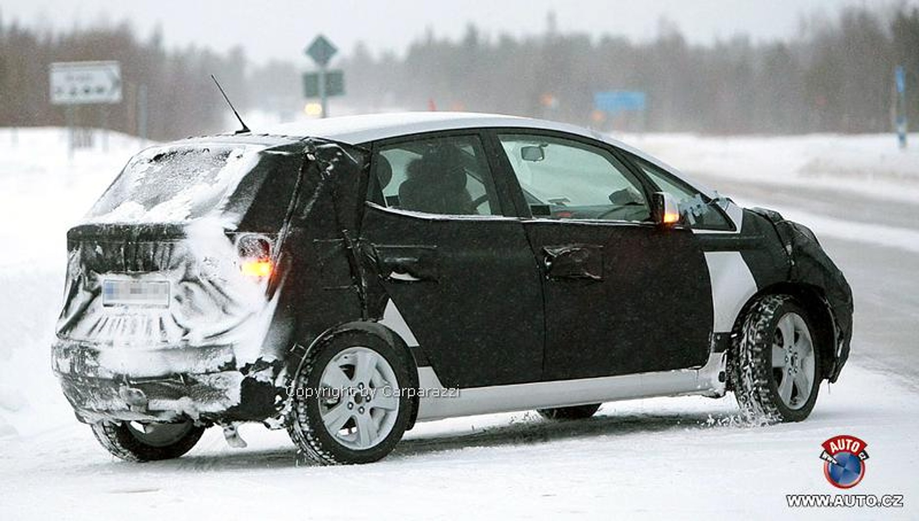 Genewa 2009: studyjna Kia MPV - nowe auto z Noszowic?
