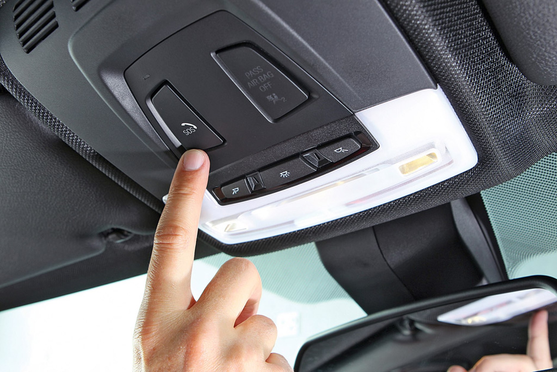 Czy nowe BMW serii 3 to miniatura "piątki"