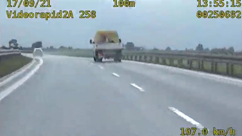 Pijany 44-latek przekroczył prędkosc