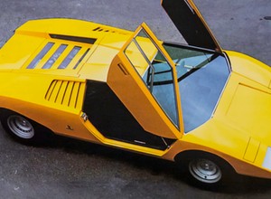 Lamborghini Countach skończyło 50 lat