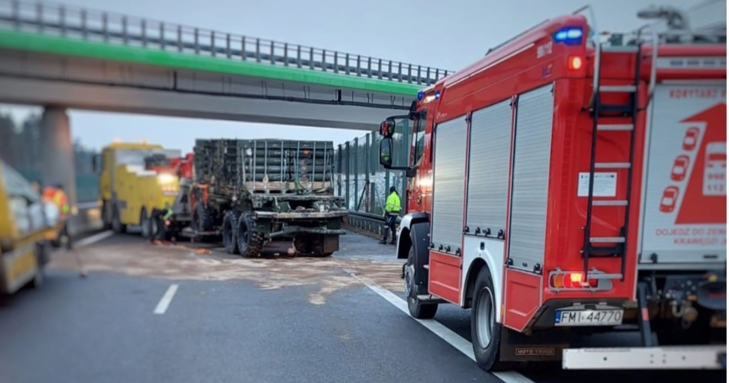 Tragedia na S3 pod Skwierzyną. Kamper najechał w nocy na stojącą na pasie ciężarówkę