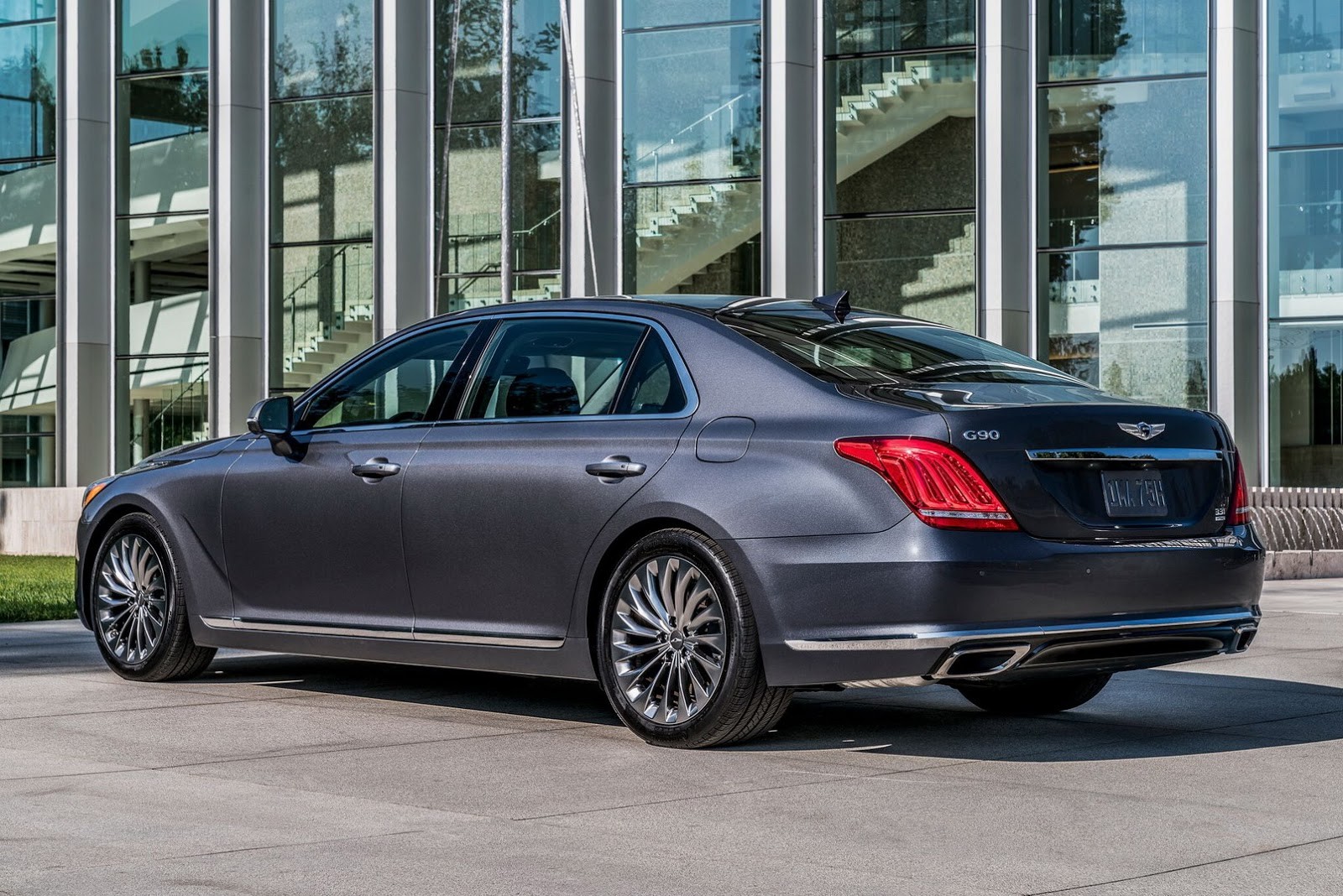 Genesis G90 MY2017