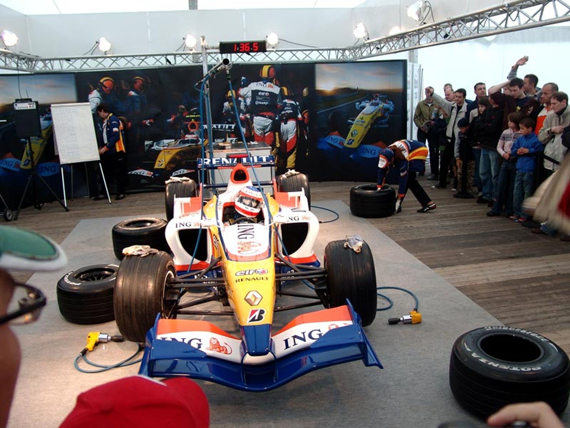 Renault: święto Formuły 1 w Warszawie (fotogaleria)