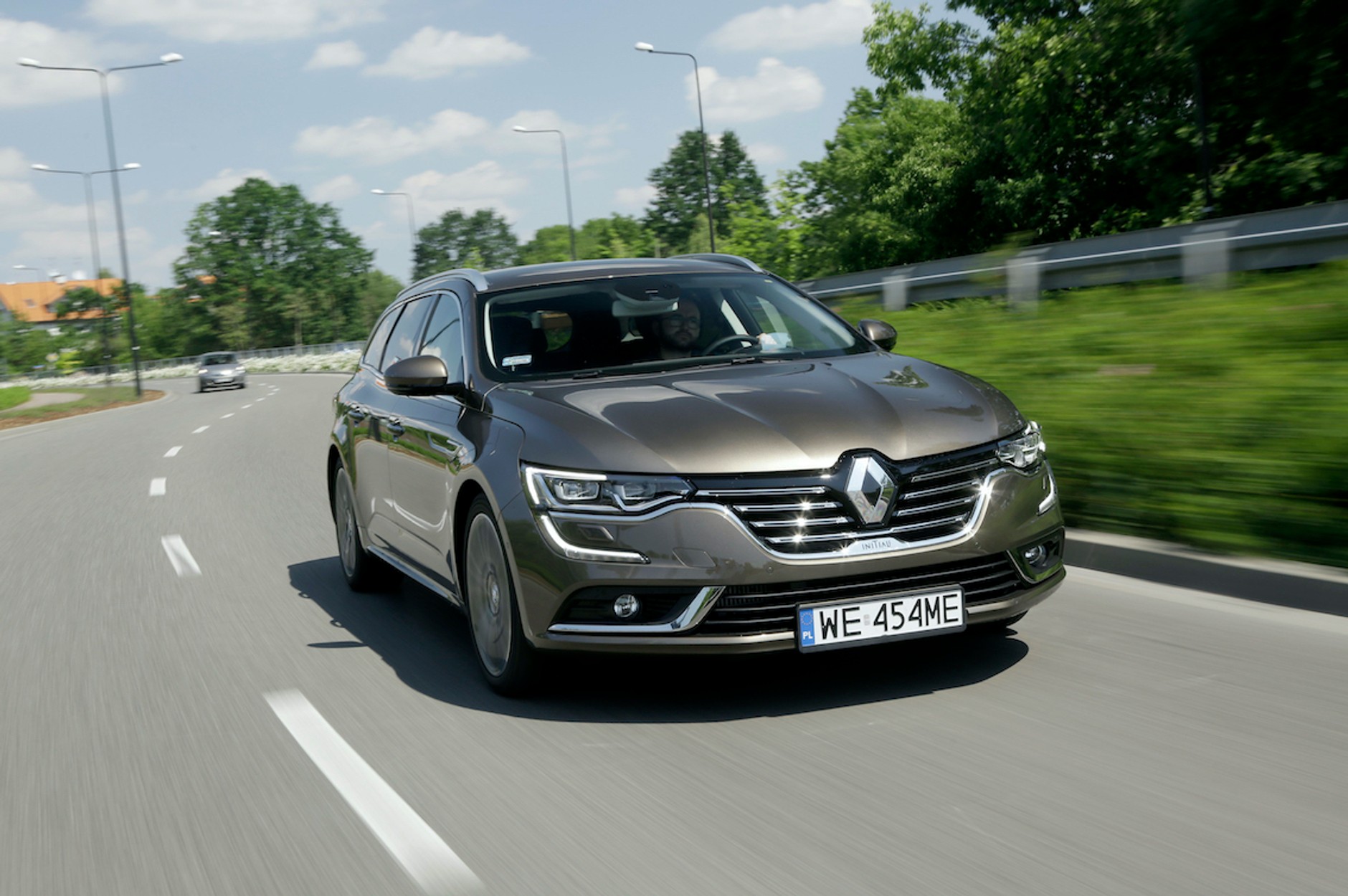 W bagażniku Talismana kombi zmieści się od 572 do 1681 l. Ale i sedan wypada dobrze: od 608 l