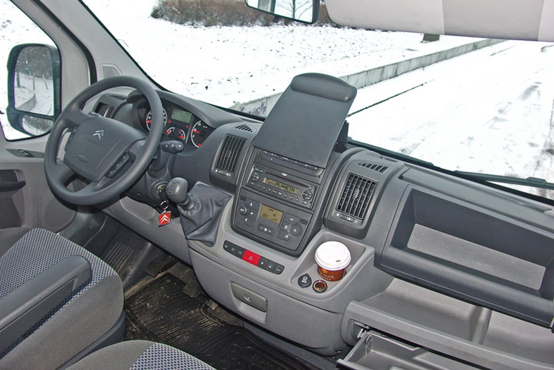 Citroën Jumper 2,2 HDi 120 Kombi: mały autobus i ciężarówka