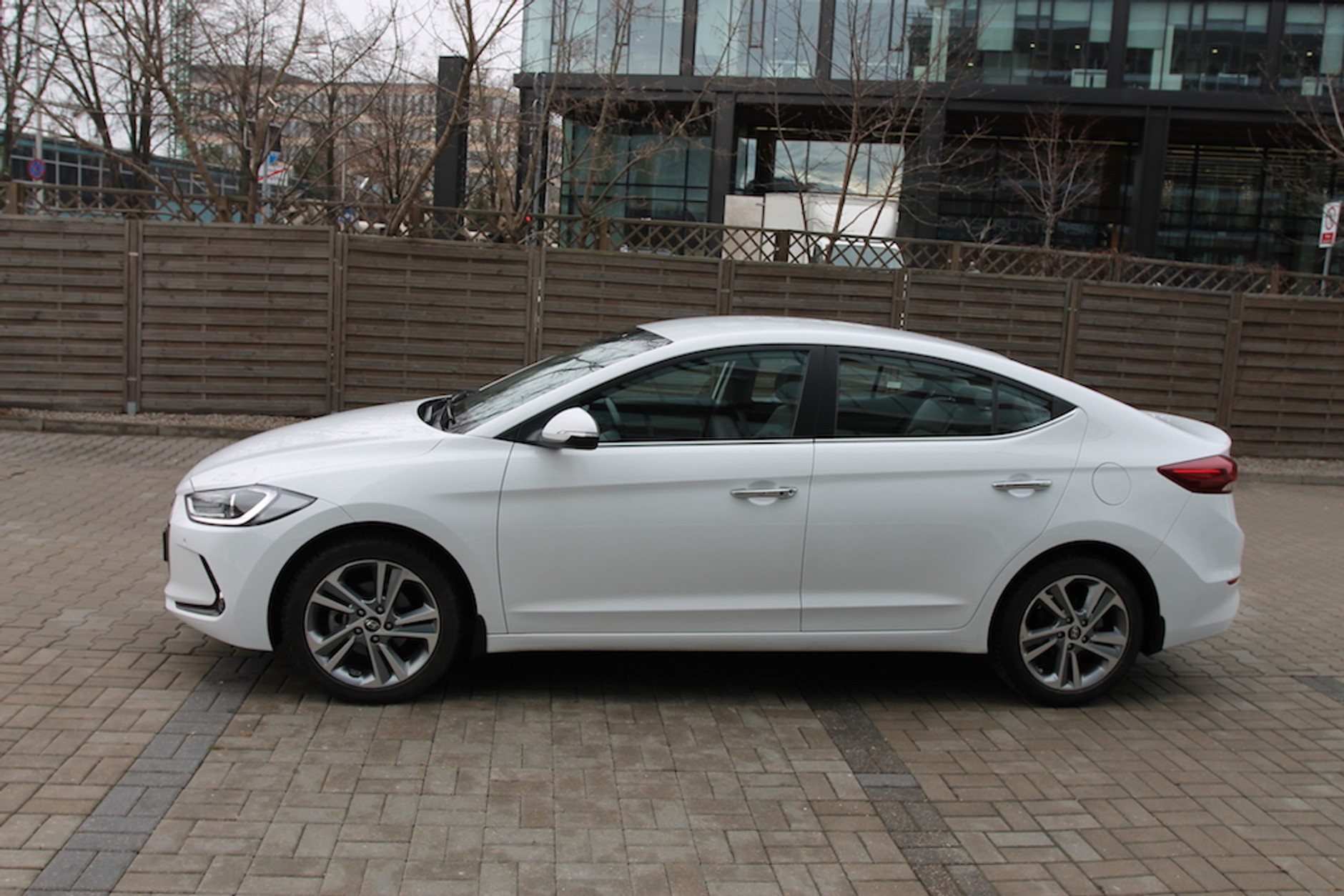 Hyundai Elantra 1.6 CRDi