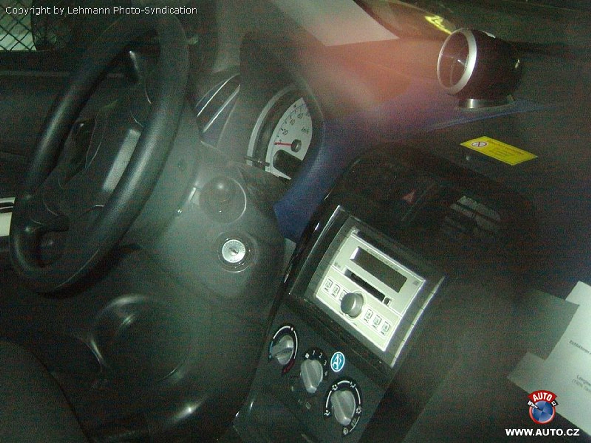 Zdjęcia szpiegowskie: nowy Opel Agila nawiąże do Corsy