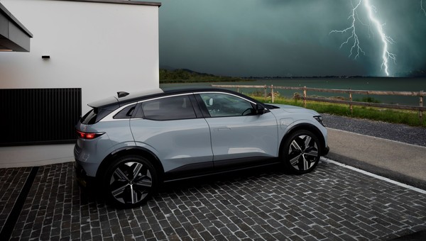Renault Megane E-Tech – elektryczność przyspiesza