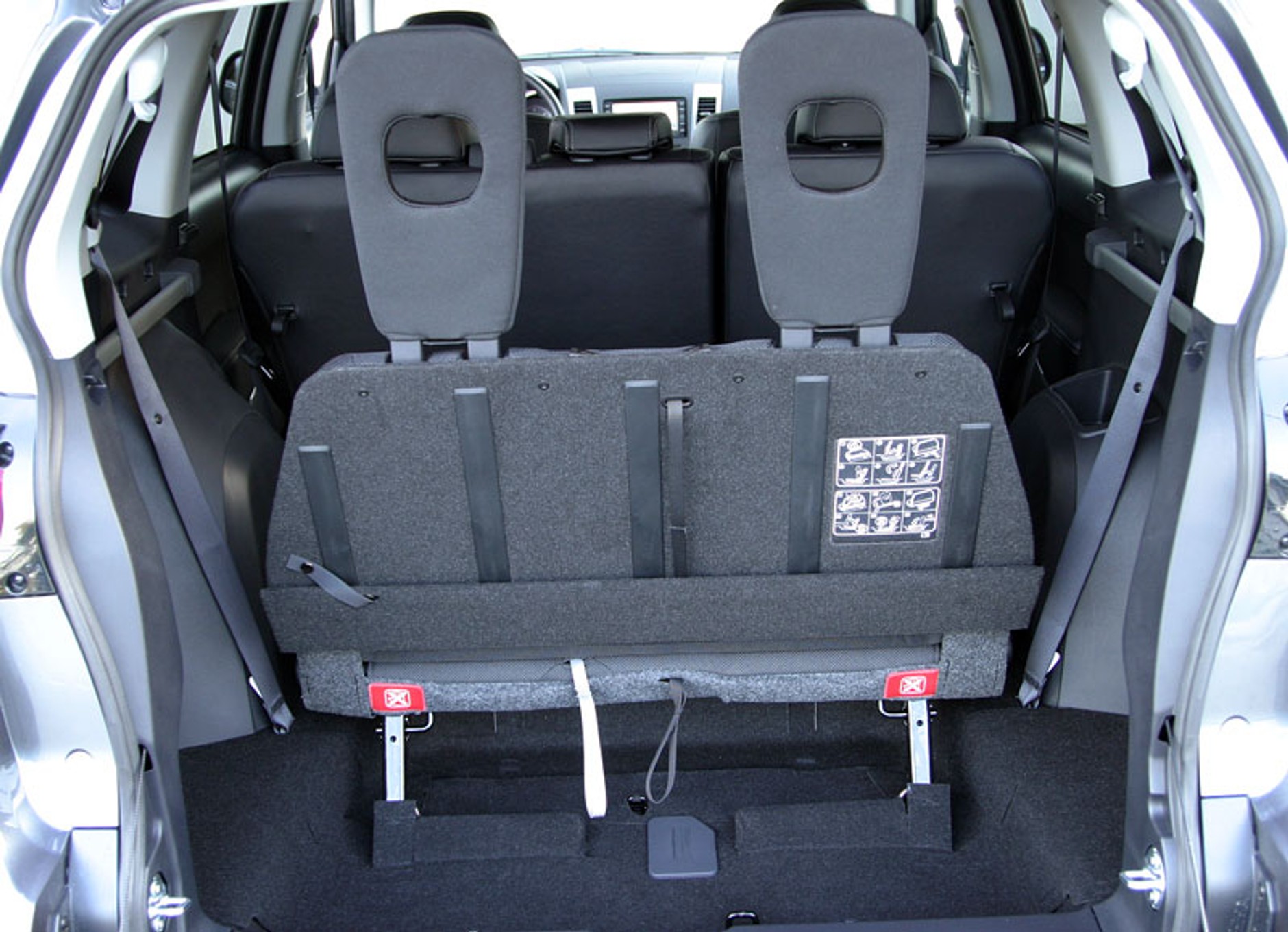 Citroën C-Crosser 2,2 HDI - spełnienie marzeń za 140 tys. zł