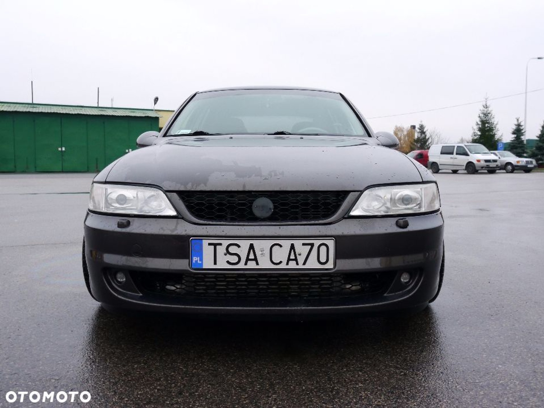 Ciekawostka z ogłoszenia: Opel Vectra z napędem na tył