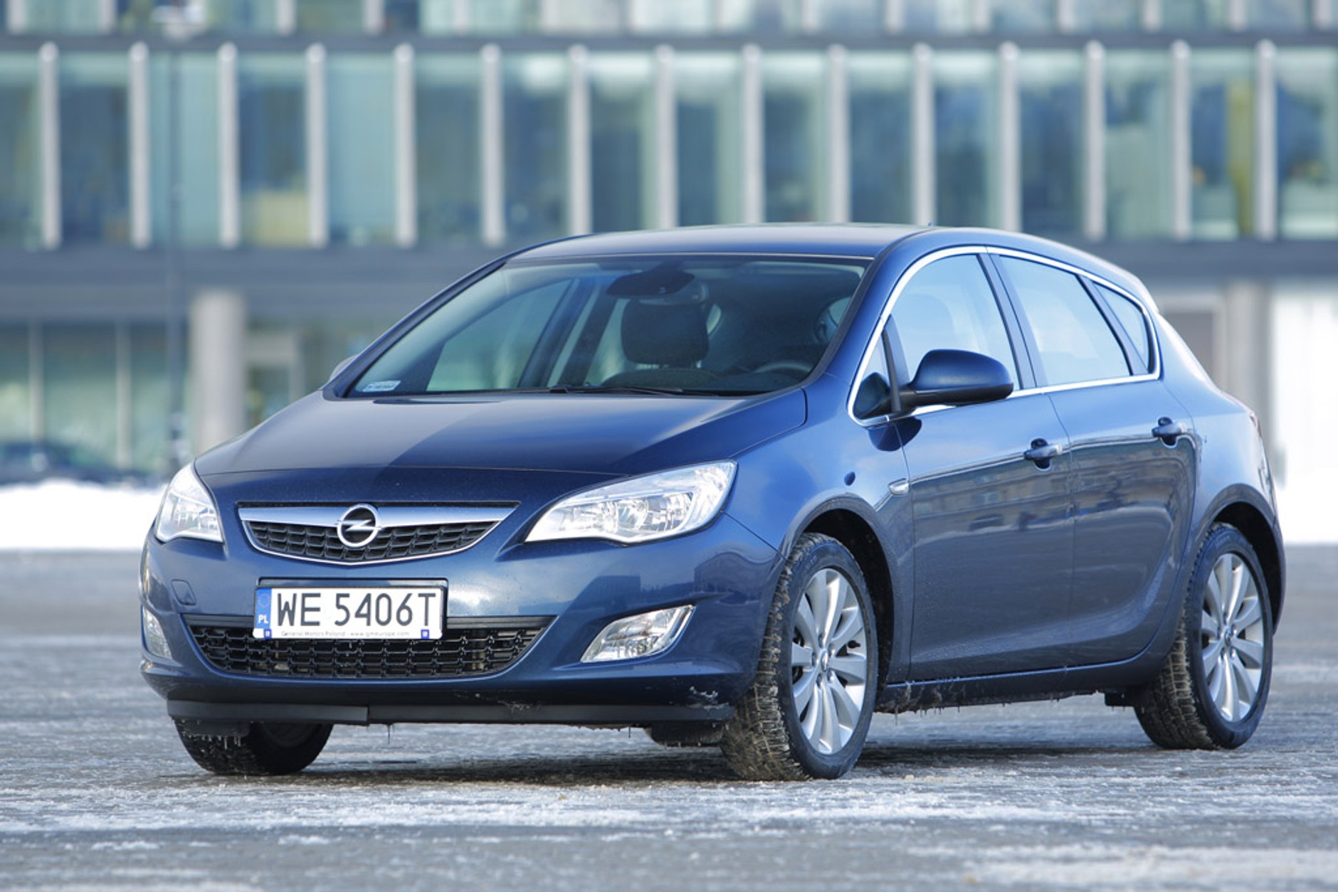 Czy kompaktowy diesel może się opłacać?  Opel Astra 1.6 kontra 1.7 CDTI