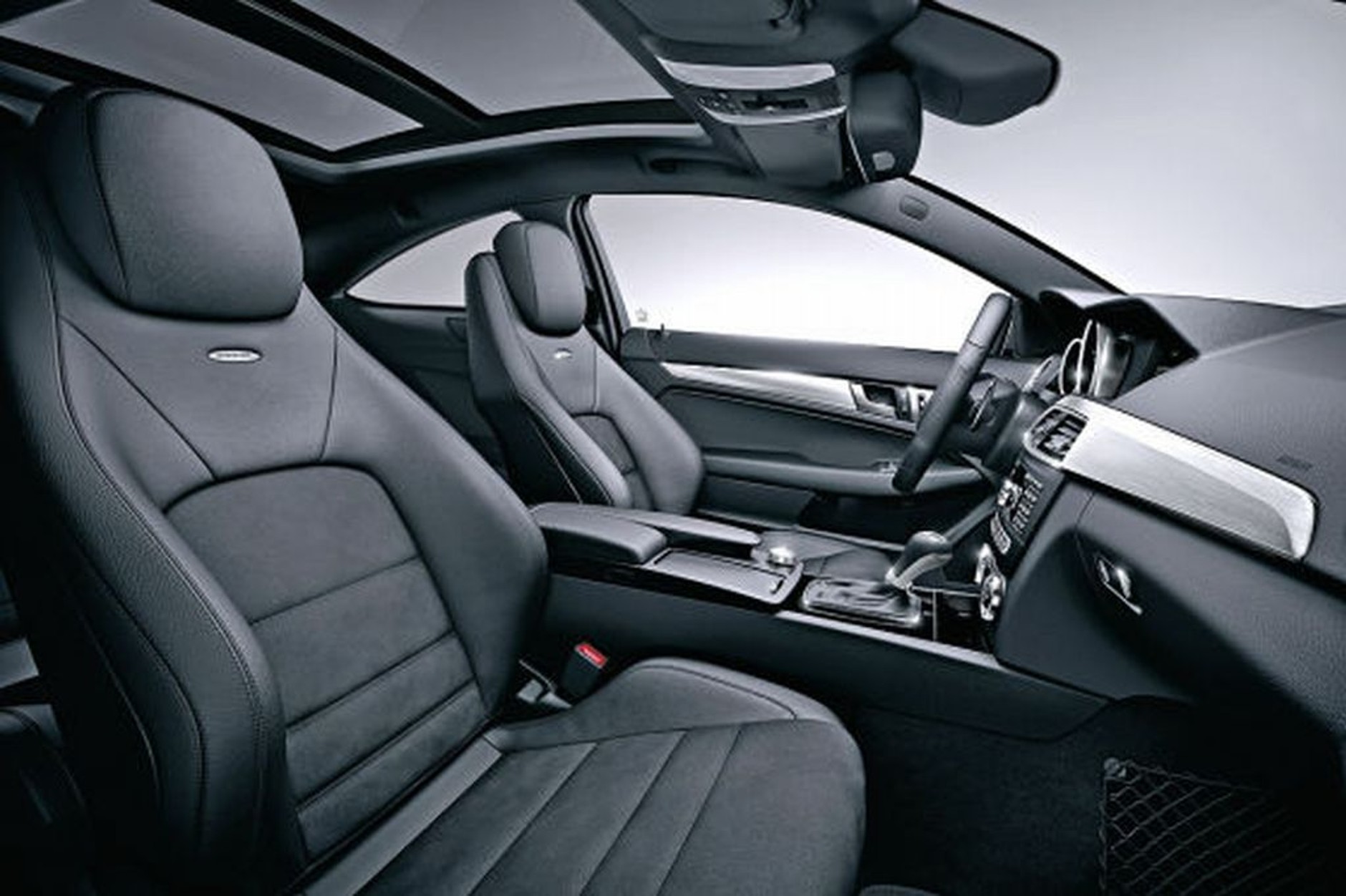 Mercedes C63 AMG Coupé – rodzina w komplecie