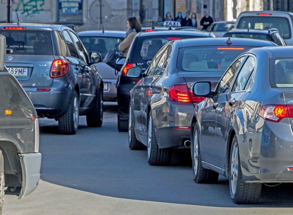 Zła informacja dla kierowców. Już w 2024 r. zapłacimy nowy podatek od samochodów