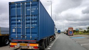 Inspektorzy ITD zatrzymali słowacką ciężarówkę. Zbyt długo jeździła po Polsce