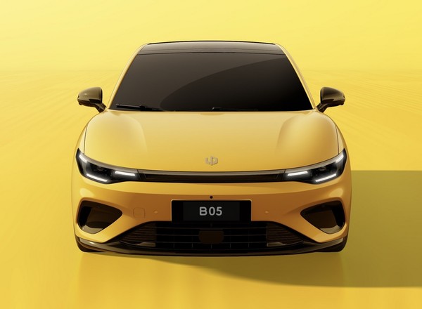 Miała być Tesla Model 2, jest Leapmotor B05. Elon Musk może już złożyć broń