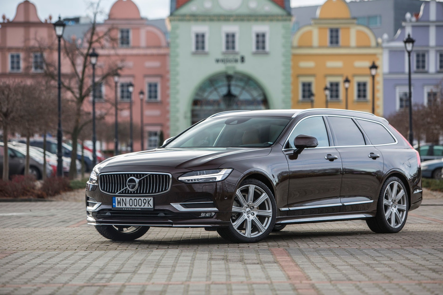 Volvo V90
