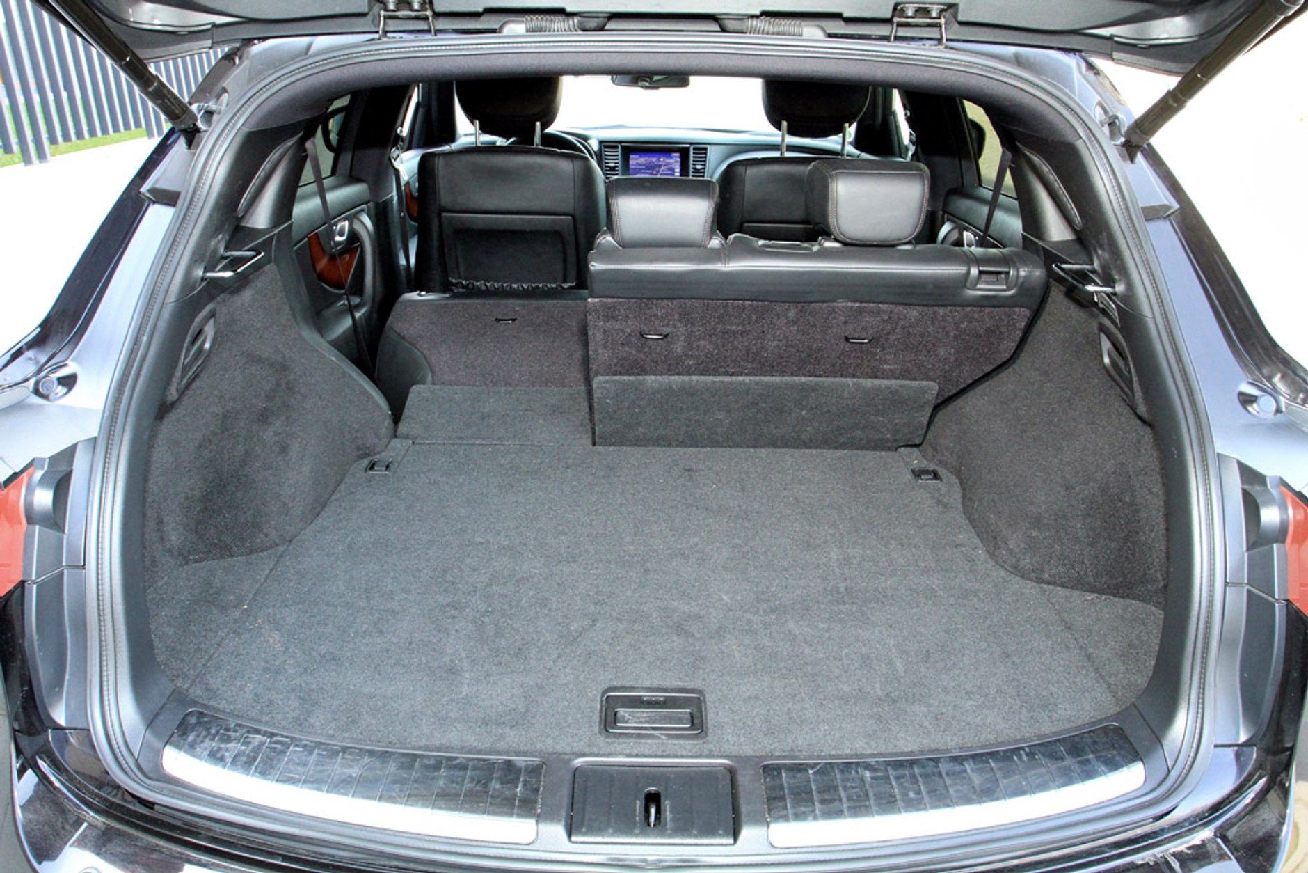 Test Infiniti FX50: 500 Nm wykonuje świetną robotę