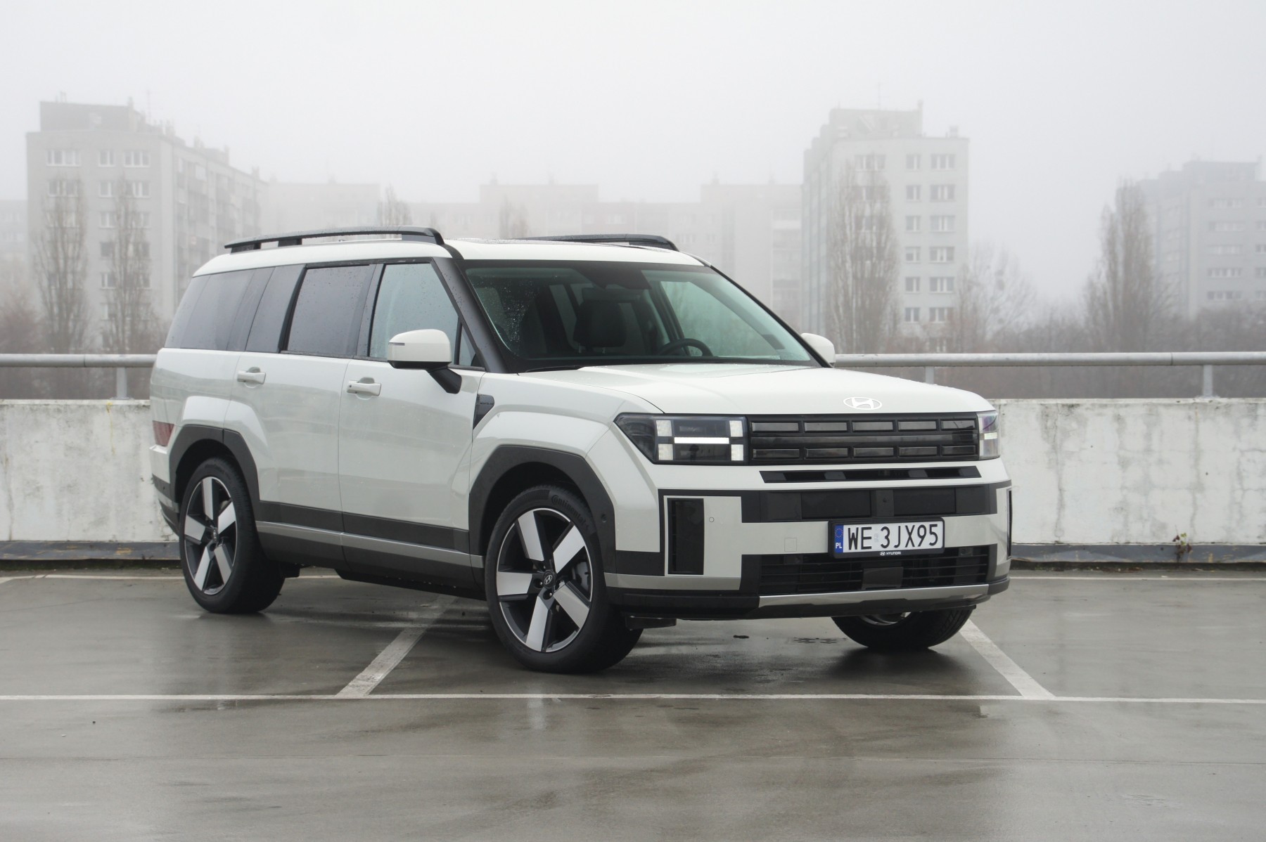 Hyundai Santa Fe Hybrid