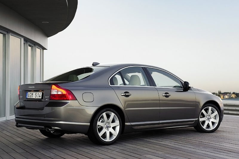 Volvo S80: napęd 4x4 dla 3.2 l