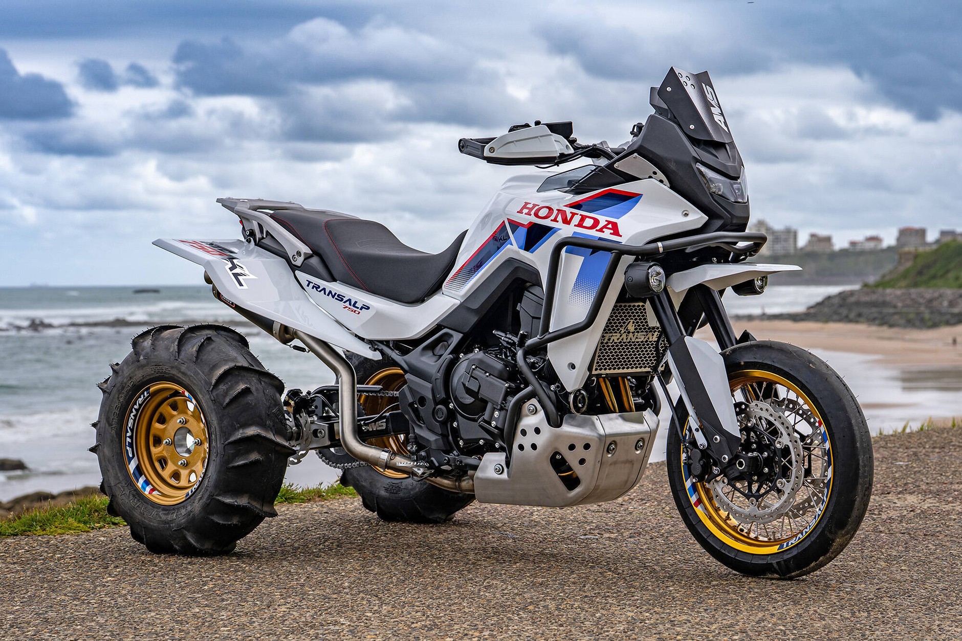 Honda ATC750 - Honda Benelux x Dealer Anquety Motor Sport