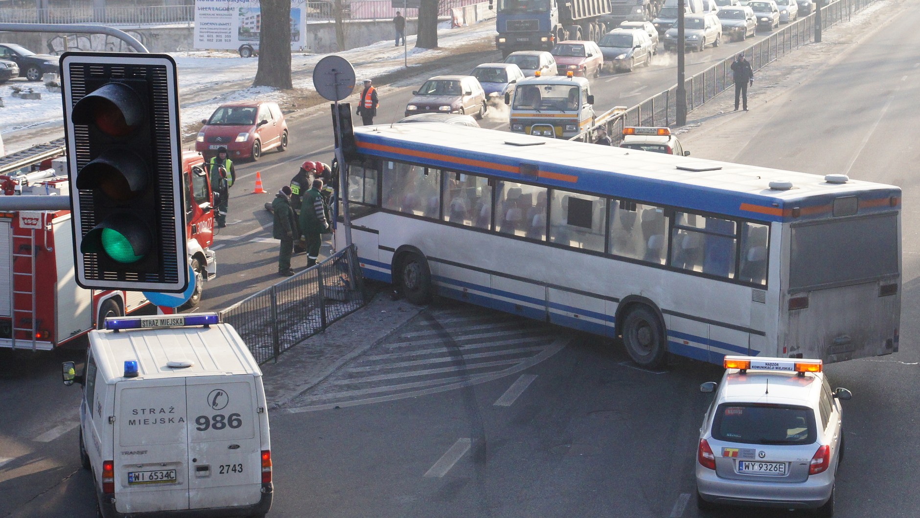 Kierowca autobusu odpowiada za bezpieczeństwo wielu osób. Dlatego jazda po alkoholu to dla niego ogromne ryzyko.