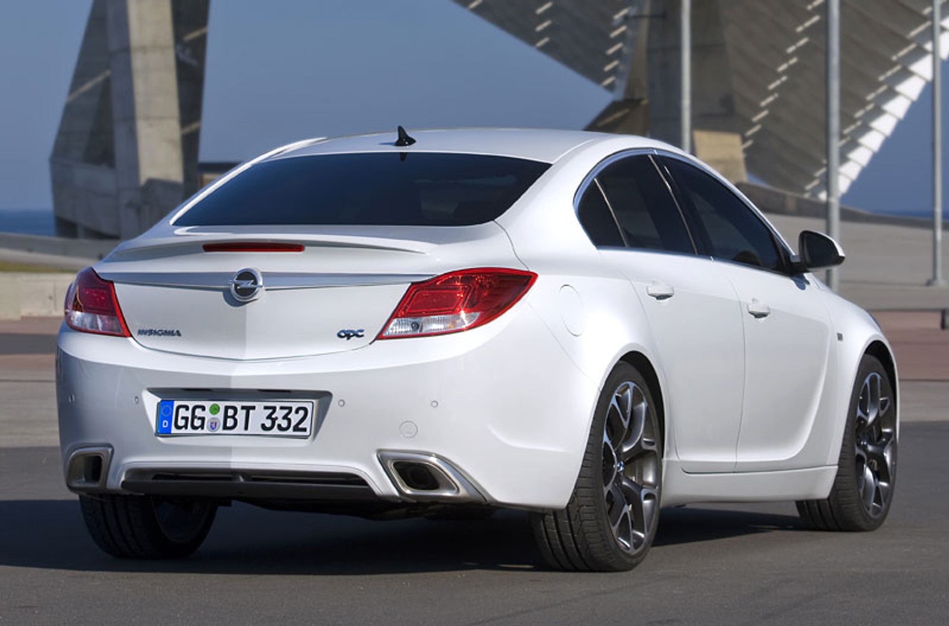 Opel Insignia OPC: sportowa wersja europejskiego Auta roku