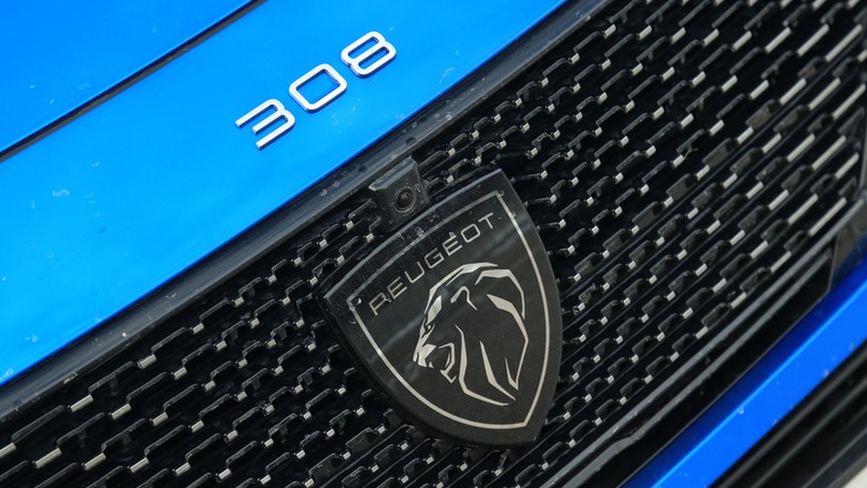 Peugeot 308 Hybryda Plug-in 225 EAT8 2021 III generacja