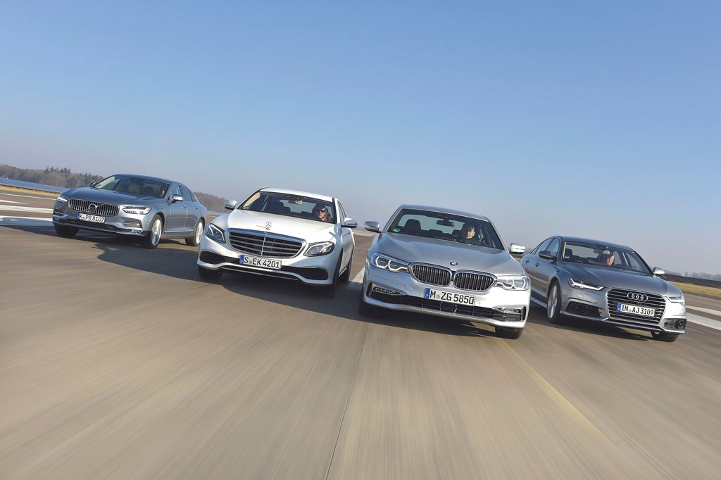 Superoszczędne limuzyny - Volvo S90 kontra Mercedes E 220d, BMW 520d i Audi A6 2.0 TDI
