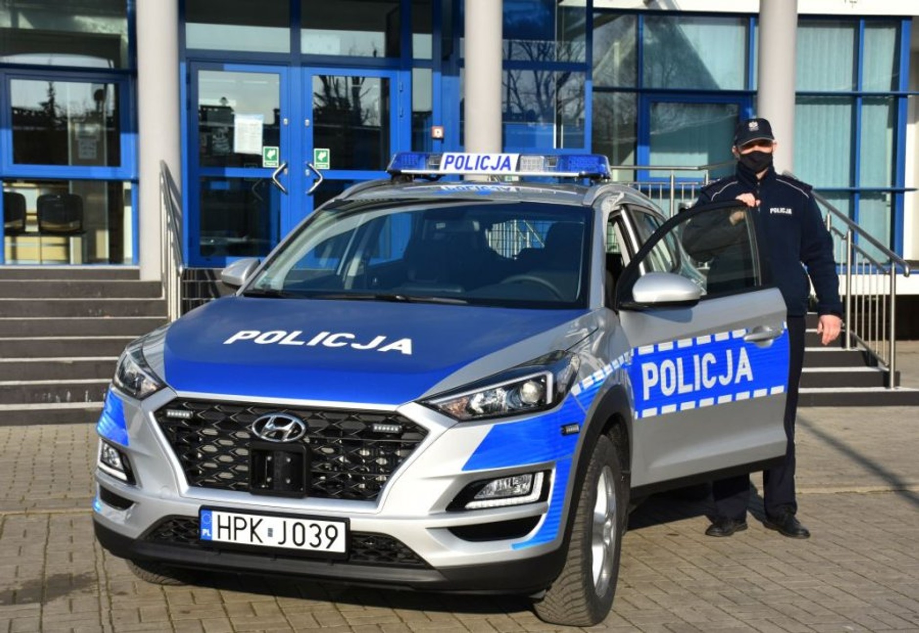 Policyjny Hyundai Tucson, czyli "dawca numerów"
