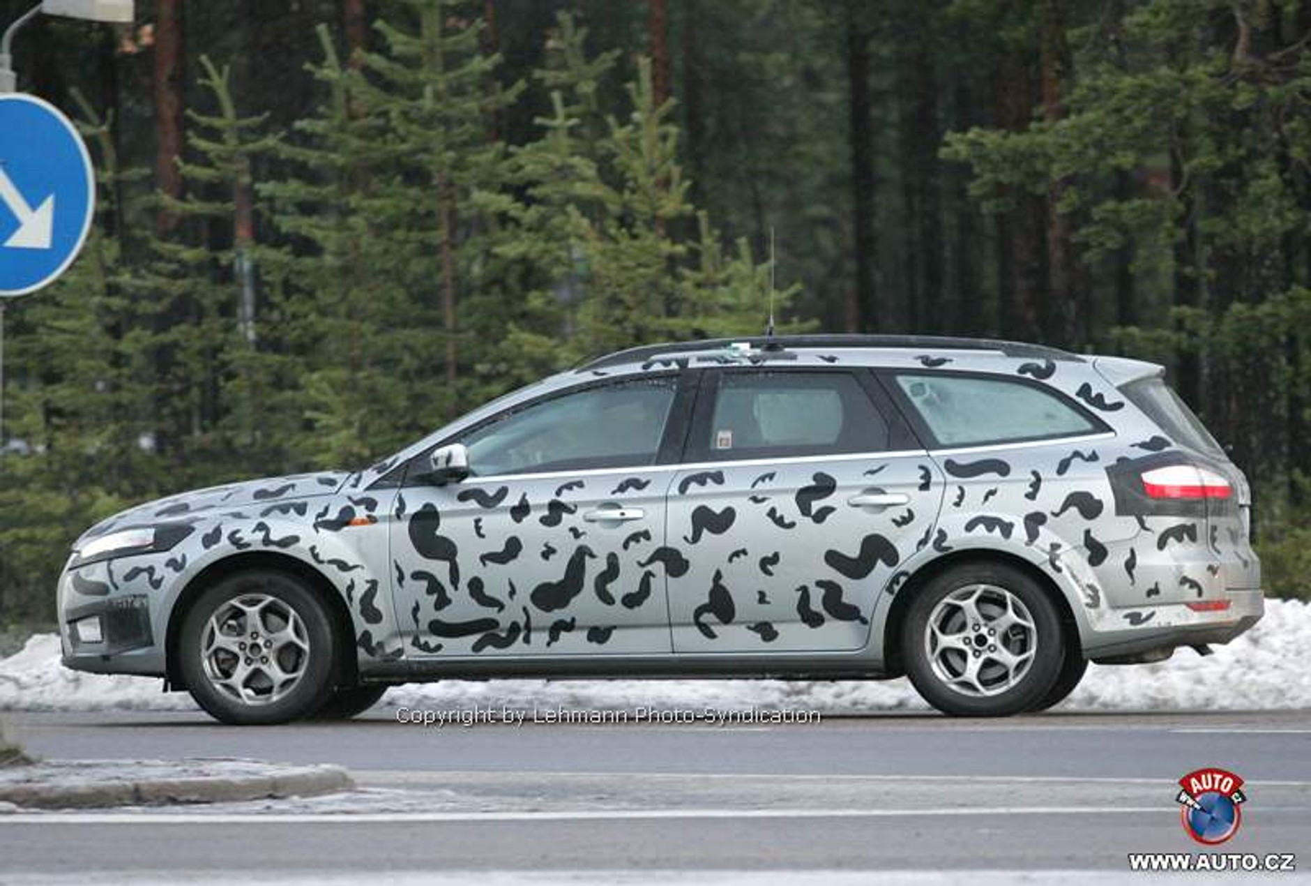 Zdjęcia szpiegowskie: Ford Mondeo kombi (zimowe testy w Skandynawii)