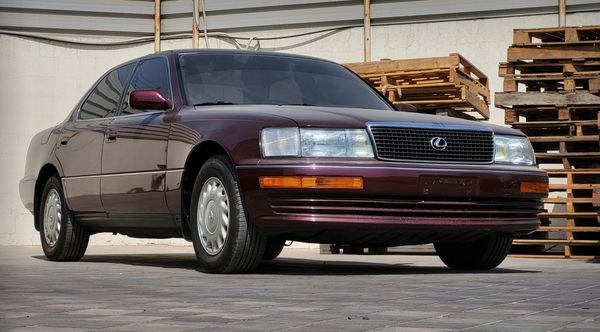 Samochody z ofert sprzedaży z Dubaju