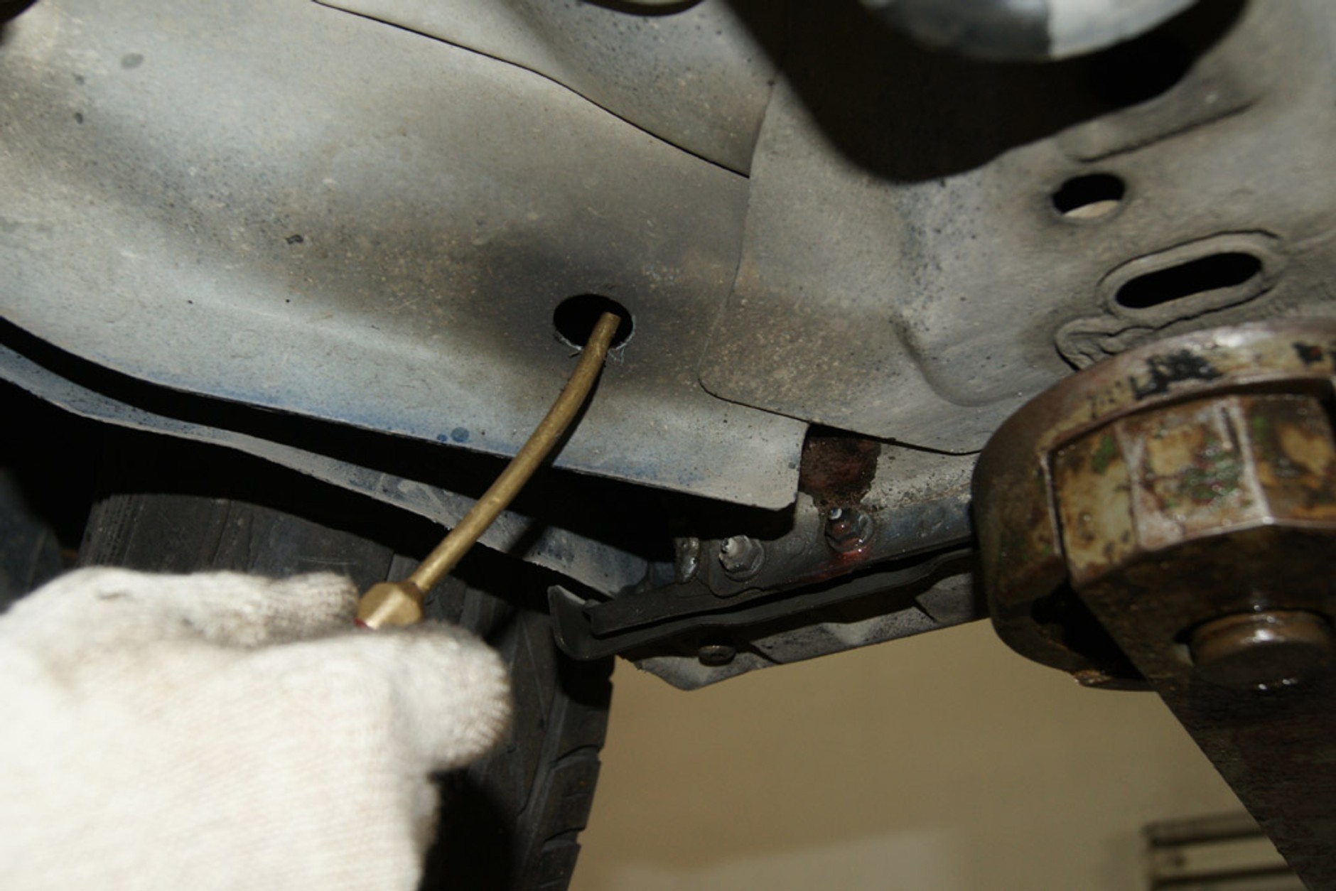 2 sposoby na zabezpieczenie auta przed korozją