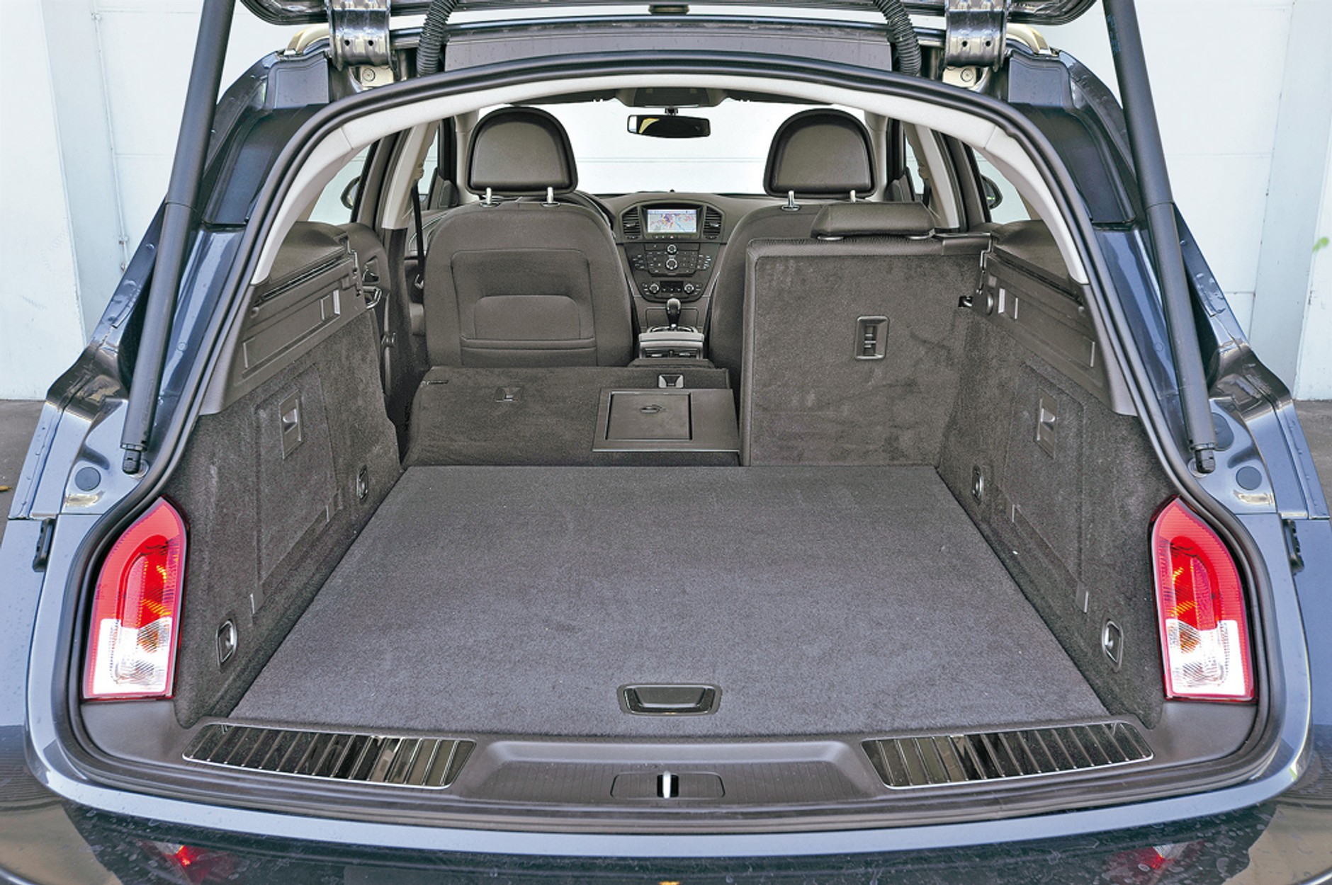 Honda Accord Tourer kontra Opel Insignia Sports Tourer i Toyota Avensis Wagon - Kombi w pogoni za stylem