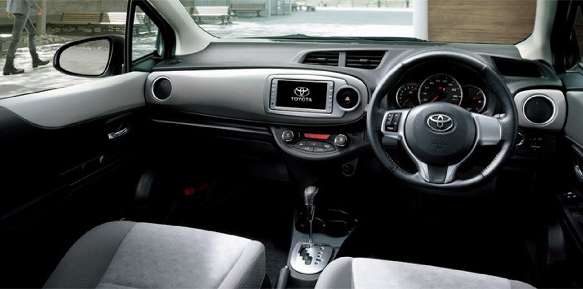 Toyota Yaris numer trzy